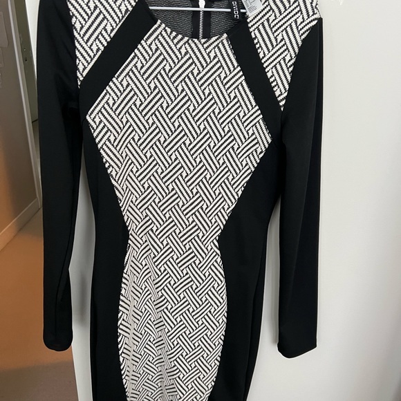 Multiple use dress in different occasions - Picture 1 of 2